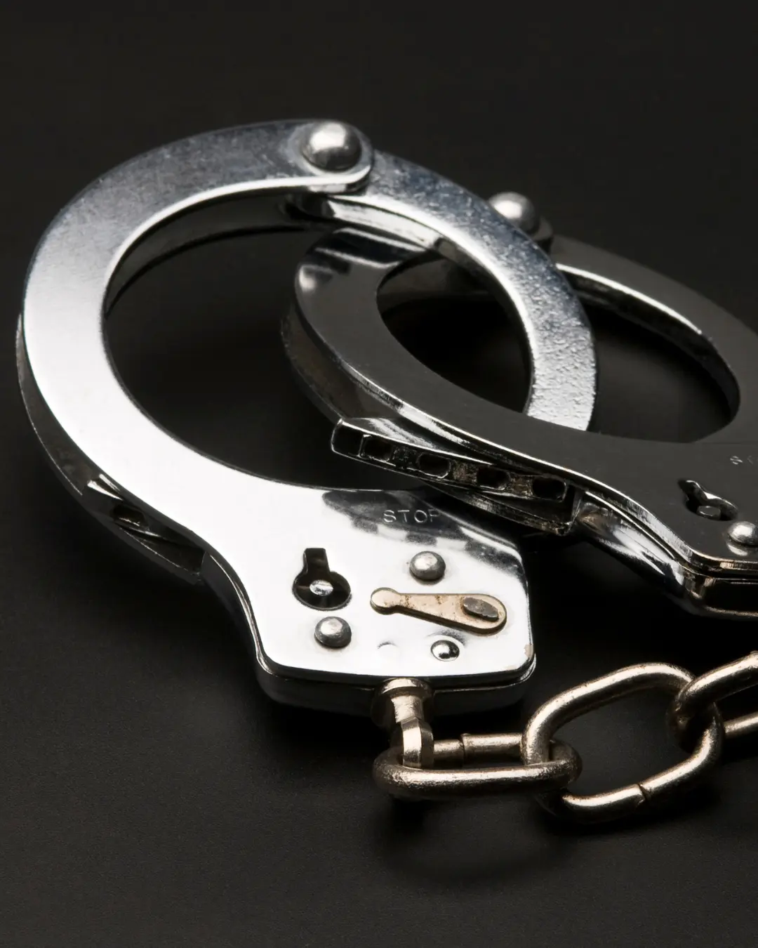 Homem é preso por importunação sexual contra duas menores de idade e uma moça de 24 anos