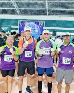 Atletas do grupo Amigos do Parque arrasaram na corrida do Bosque da Uva de Colombo