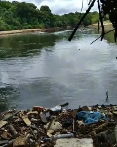 Corpo de colombiano é encontrado boiando no Rio Iguaçu