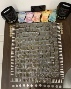 GMA prende sujeito de 20 anos por tráfico de drogas no Capela Velha