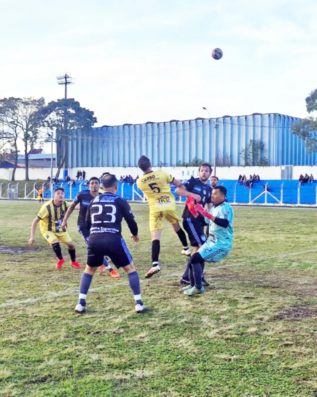 Grêmio Araucariense e Contenda são os finalistas da Primeirona Municipal
