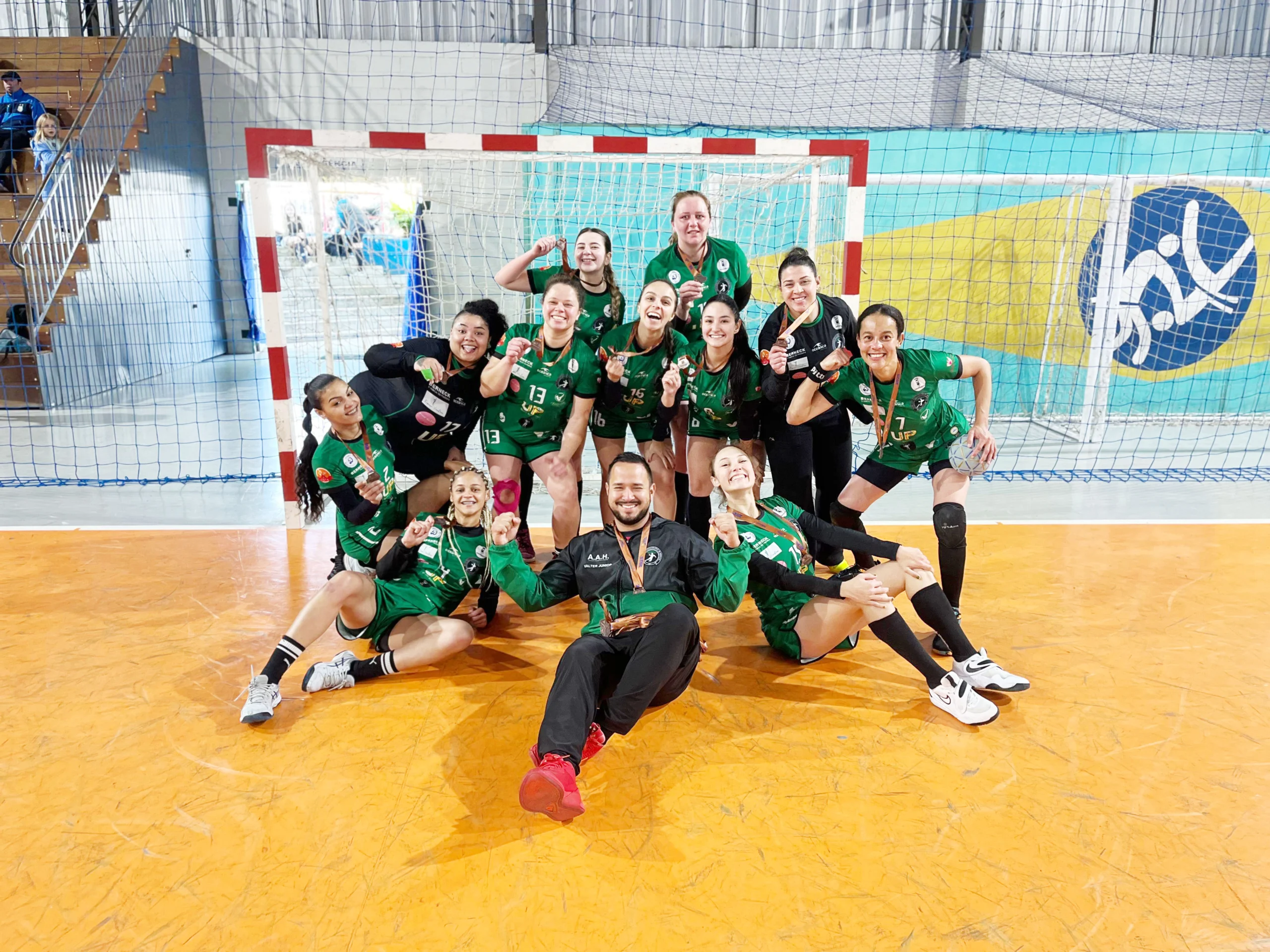 Handebol masculino da A.A.H. se classifica para a macrorregional dos Jogos Abertos do Paraná