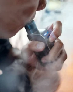 ‘Pulmão de pipoca’: Uma doença rara e grave ocasionada pelo uso de vapes