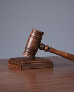 Três réus serão julgados pelo Tribunal do Juri nesta quinta-feira (31)