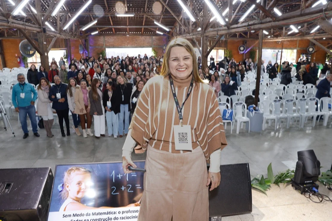 Congresso Conhecer fortalece a valorização docente em Araucária