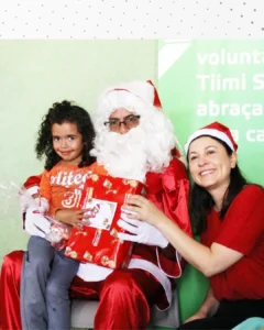 Voluntários ajudam a mudar a realidade em muitas comunidades