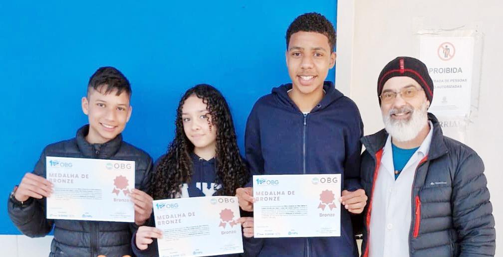 Alunos do Szymanski conquistam medalhas de prata e bronze na Olimpíada Brasileira de Geografia 2025