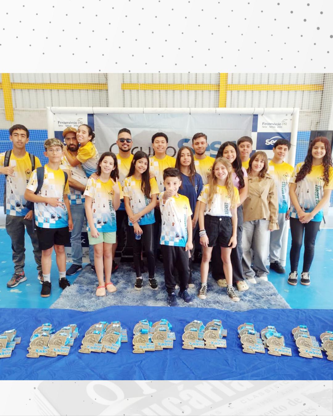 Atletas do Clube de Xadrez de Araucária conquistam 12 medalhas no Circuito SESC