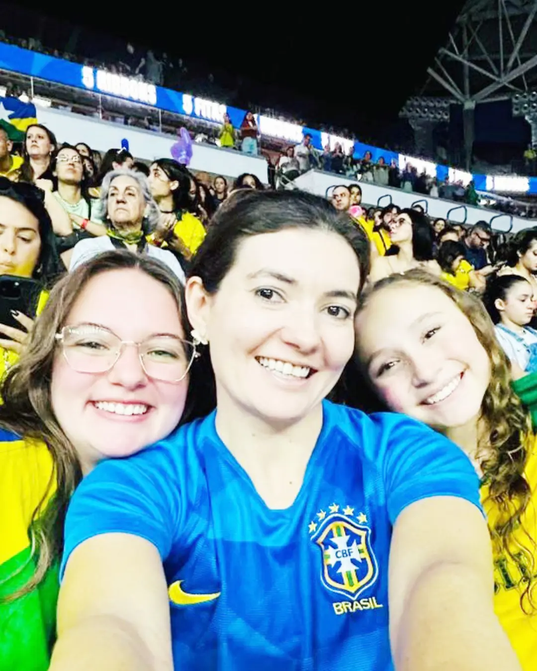 Ginasta Bela Baja acompanhou de perto o Mundial de Ginástica Rítmica no Rio de Janeiro