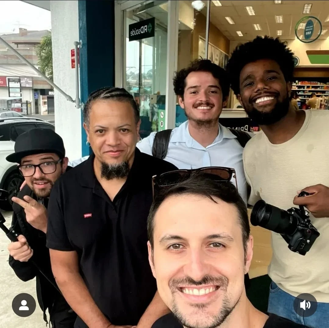 Curta-metragem "Me Ajuda, Por Favor" pode ser assistido pelo Youtube e Instagram