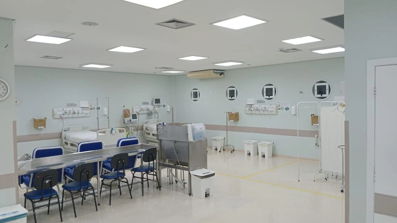 Após revitalização, UTI do HMA está de cara nova