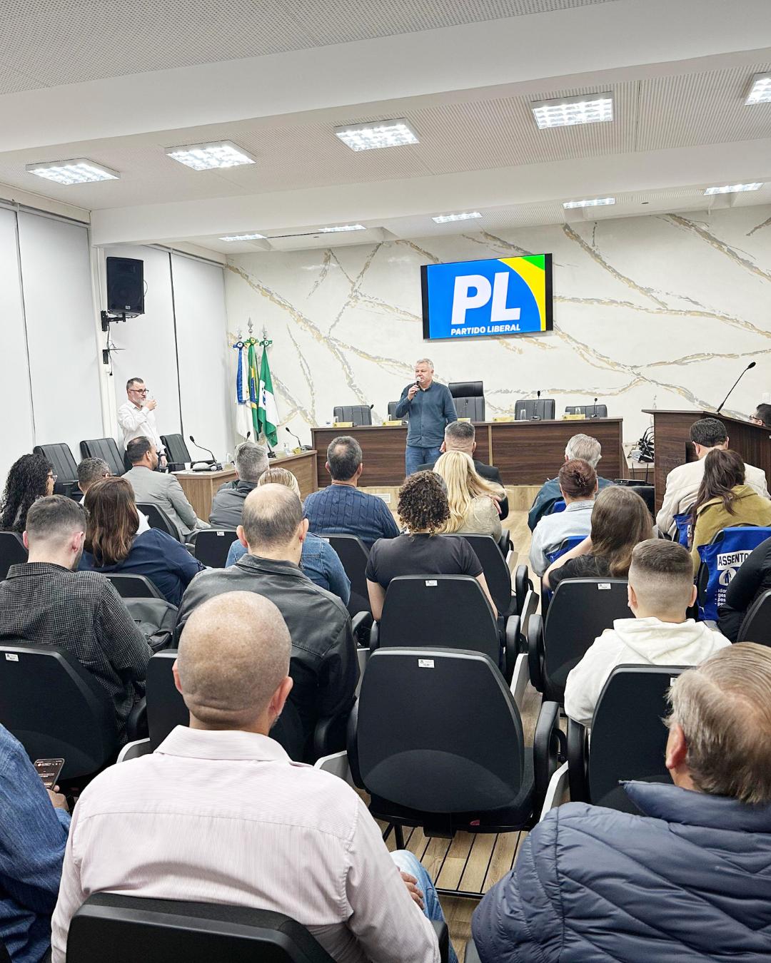 NP: PL reúne filiados e apresenta novo comando