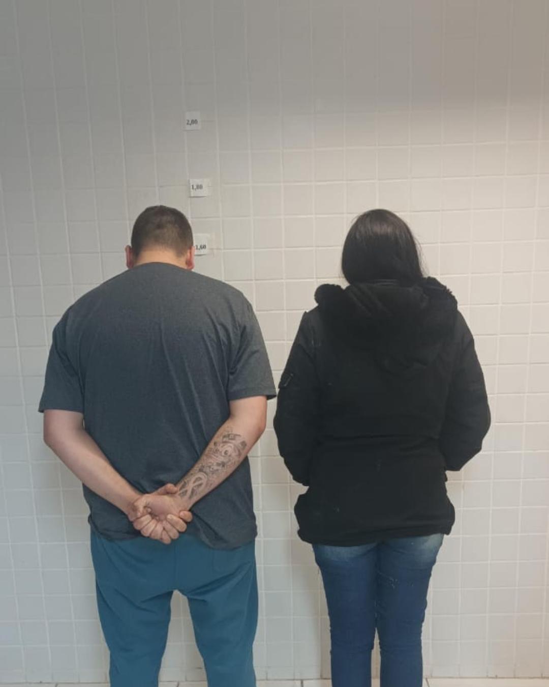 PM prende casal em distribuidora por tráfico de drogas
