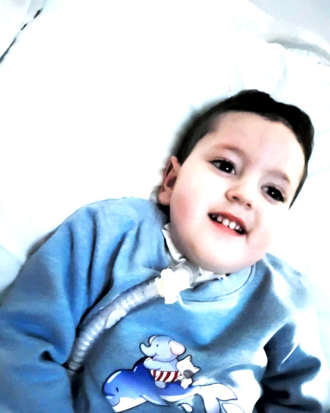 Bazar beneficente em prol do pequeno Brian será neste sábado (22)