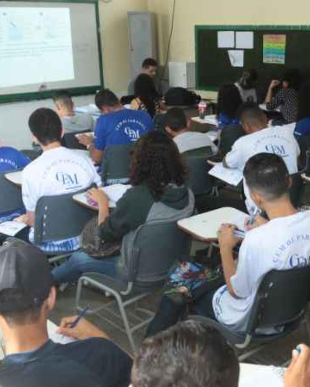 Cursinho AJA e Unifacear promovem aulão gratuito de véspera para o ENEM