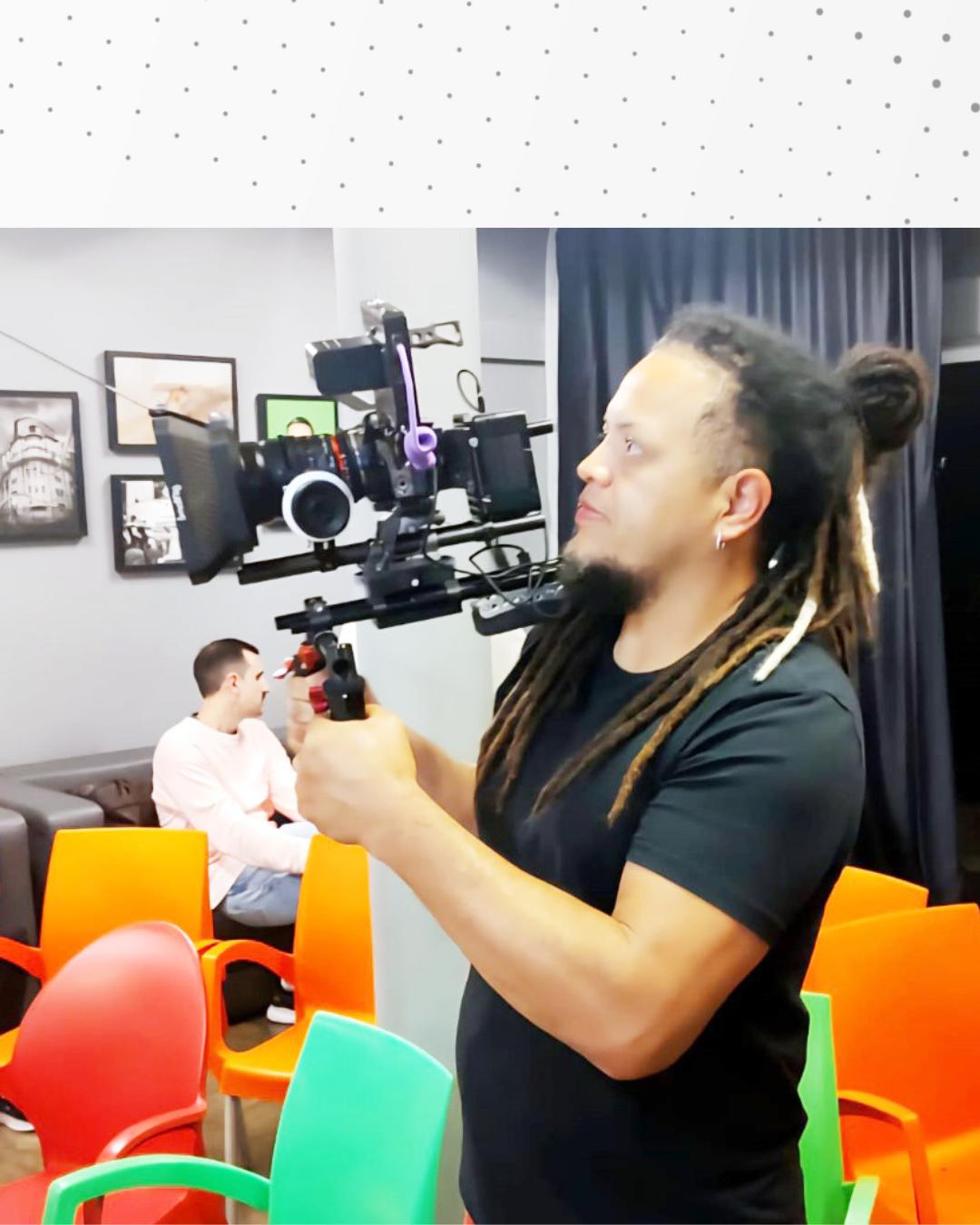 Curta-metragem “Me Ajuda, Por Favor” estará na programação do Festival de Cinema da Lapa