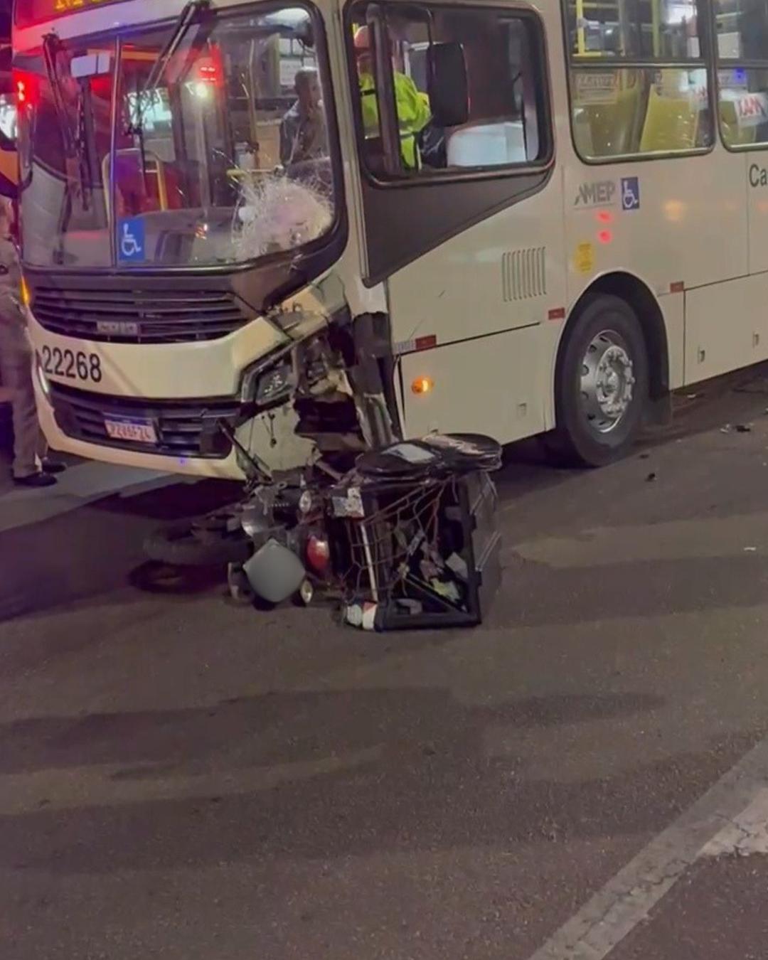 Identificada vítima de acidente entre moto e ônibus na noite de quarta-feira (12)