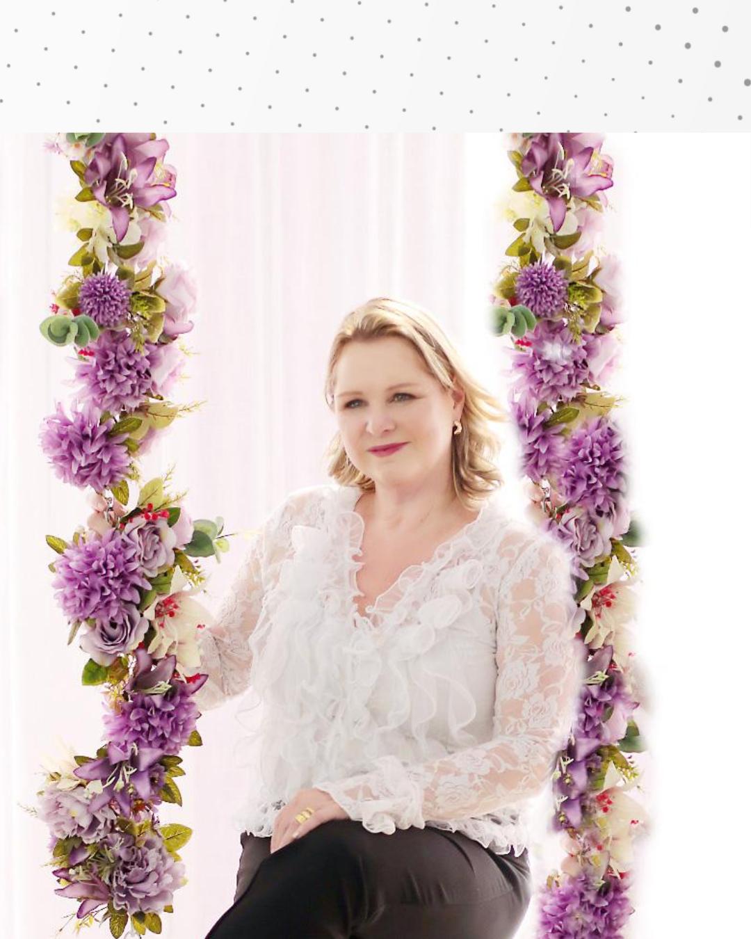 Monaliza Haddad vai lançar novo livro que fala sobre o sentido da vida