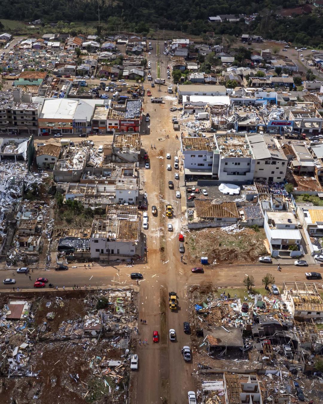 Prefeitura de Araucária inicia arrecadação para ajudar população atingida por tornado em Rio Bonito do Iguaçu