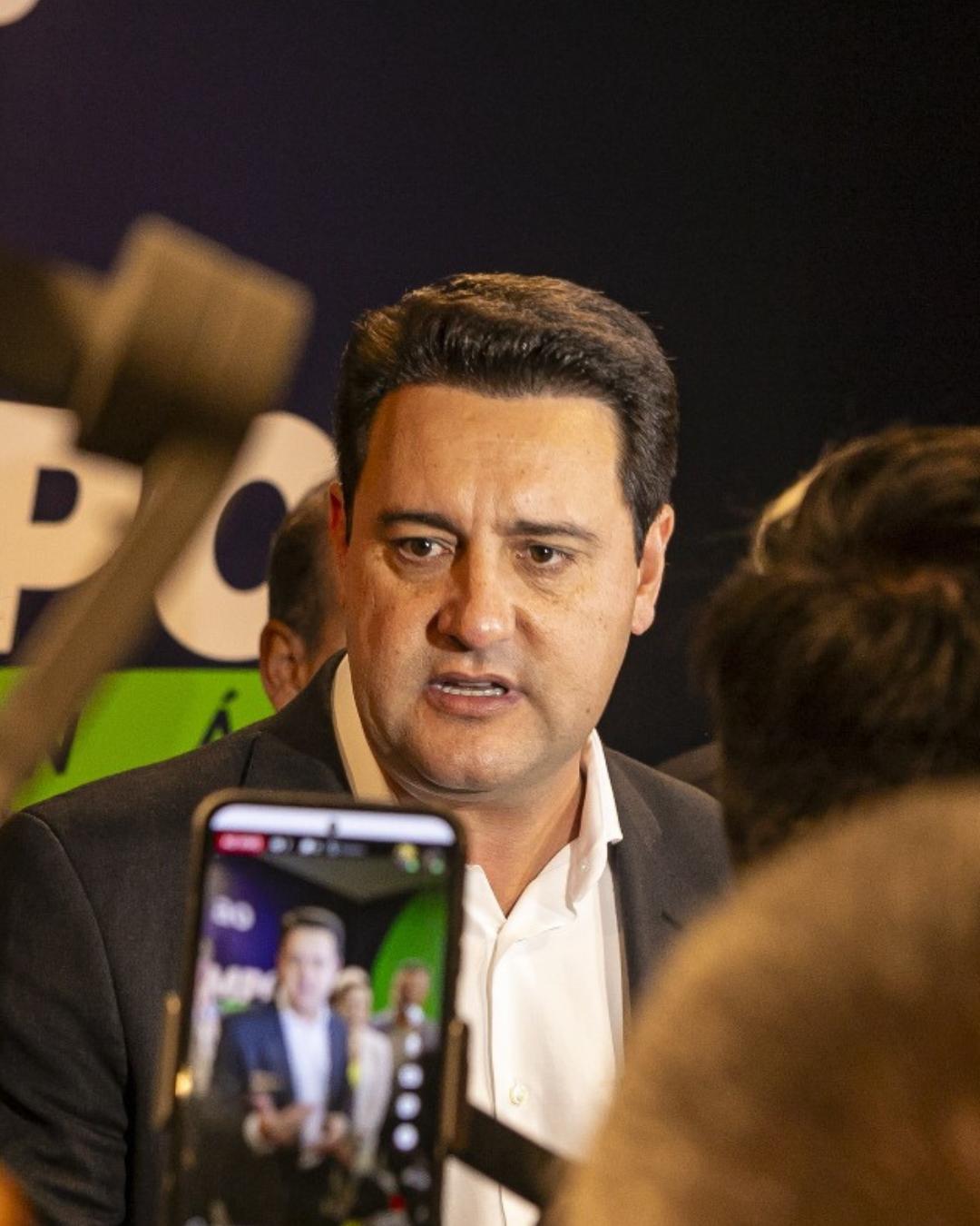 Ratinho Junior cresce e vence Lula em 2º turno em 2026, aponta nova pesquisa