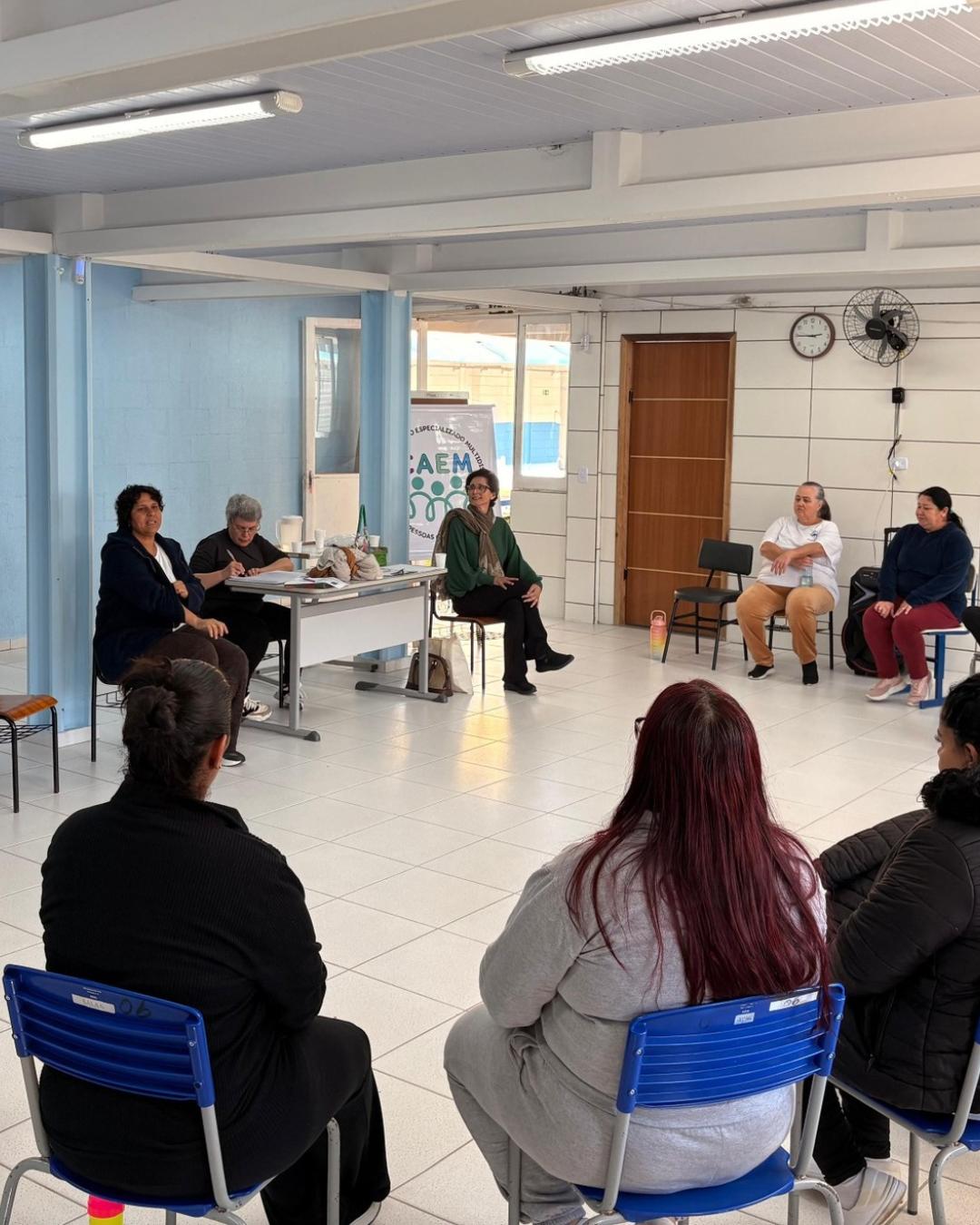 Coluna da SMED: Conheça o CAEM, o centro multidisciplinar dedicado às pessoas com deficiência