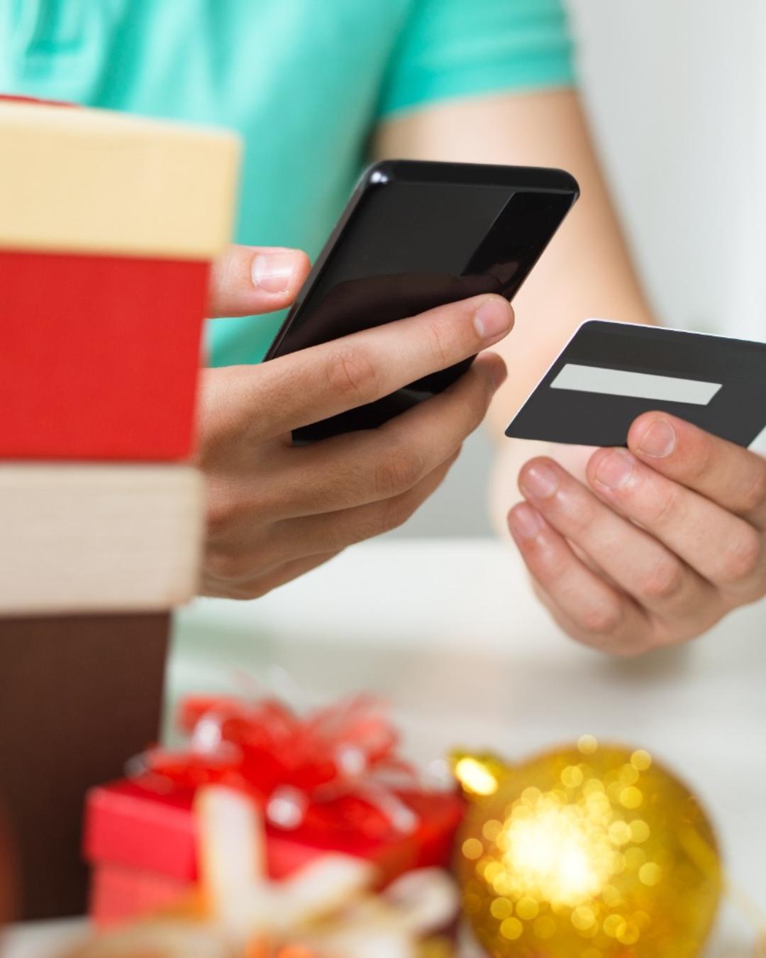 Procon Araucária orienta sobre cuidados na hora de comprar os presentes de Natal