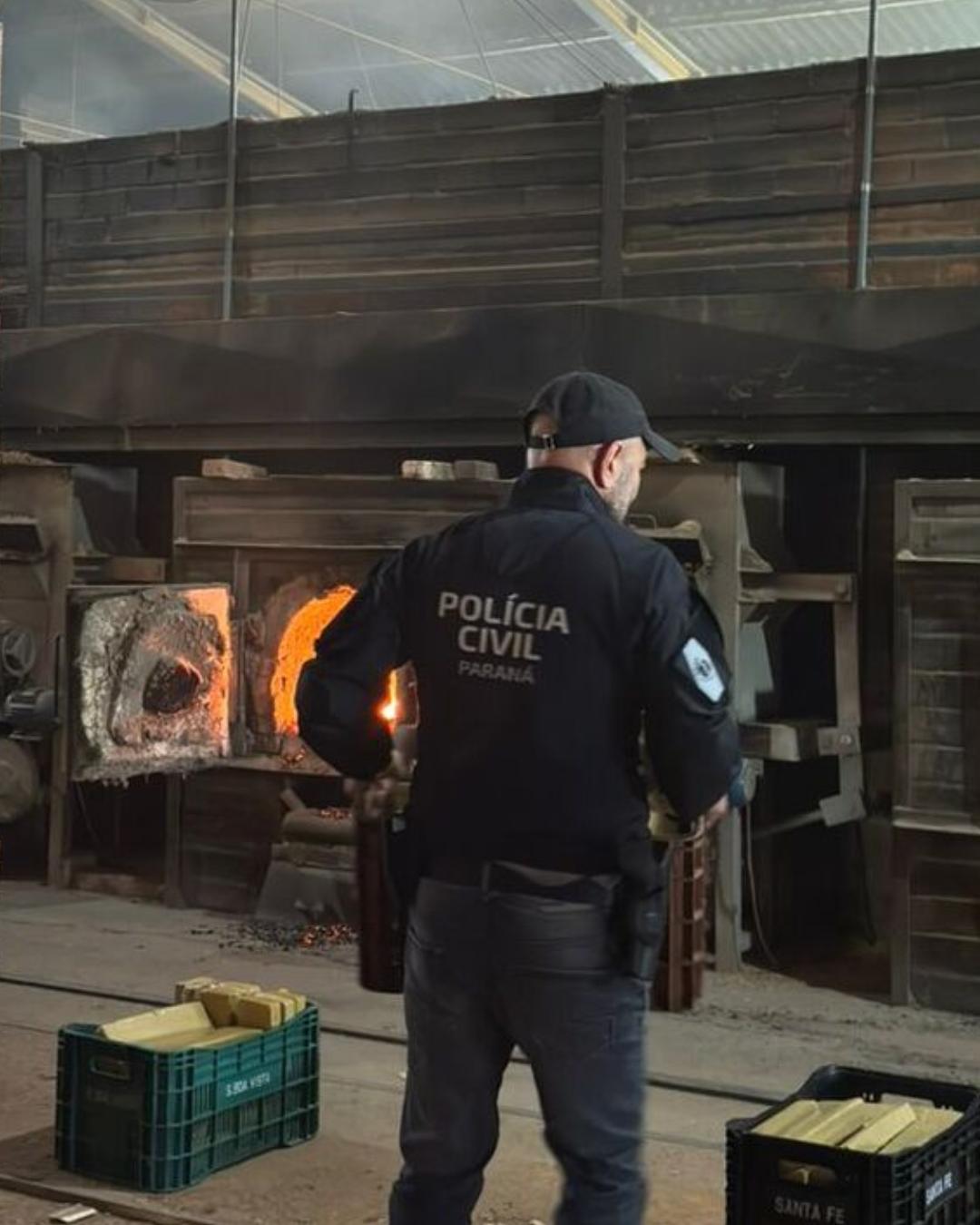 PCPR incinera 114 quilos de drogas apreendidas nas últimas semanas em Araucária