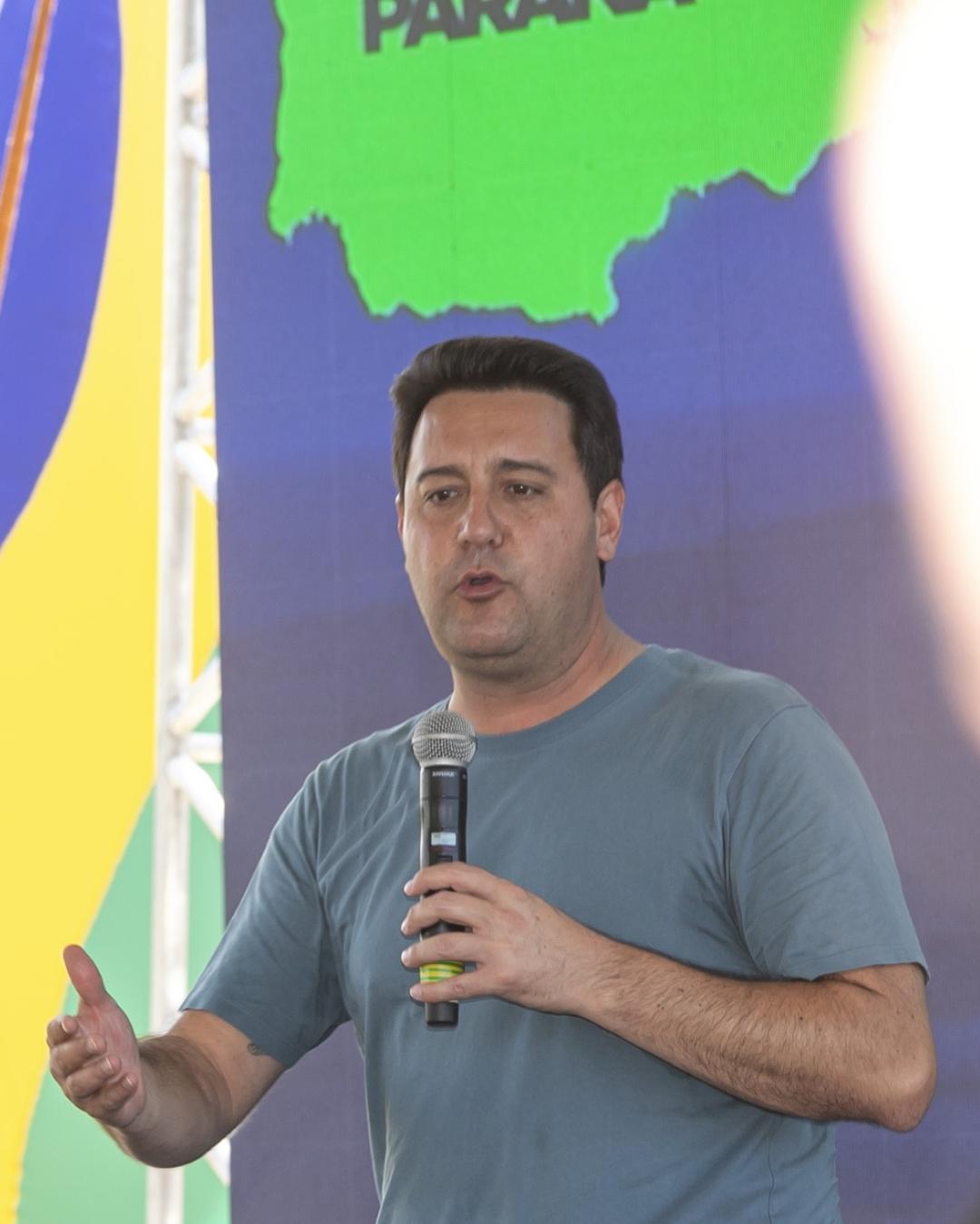 2025 termina com Ratinho Jr sendo o governador mais bem avaliado do Brasil, aponta pesquisa