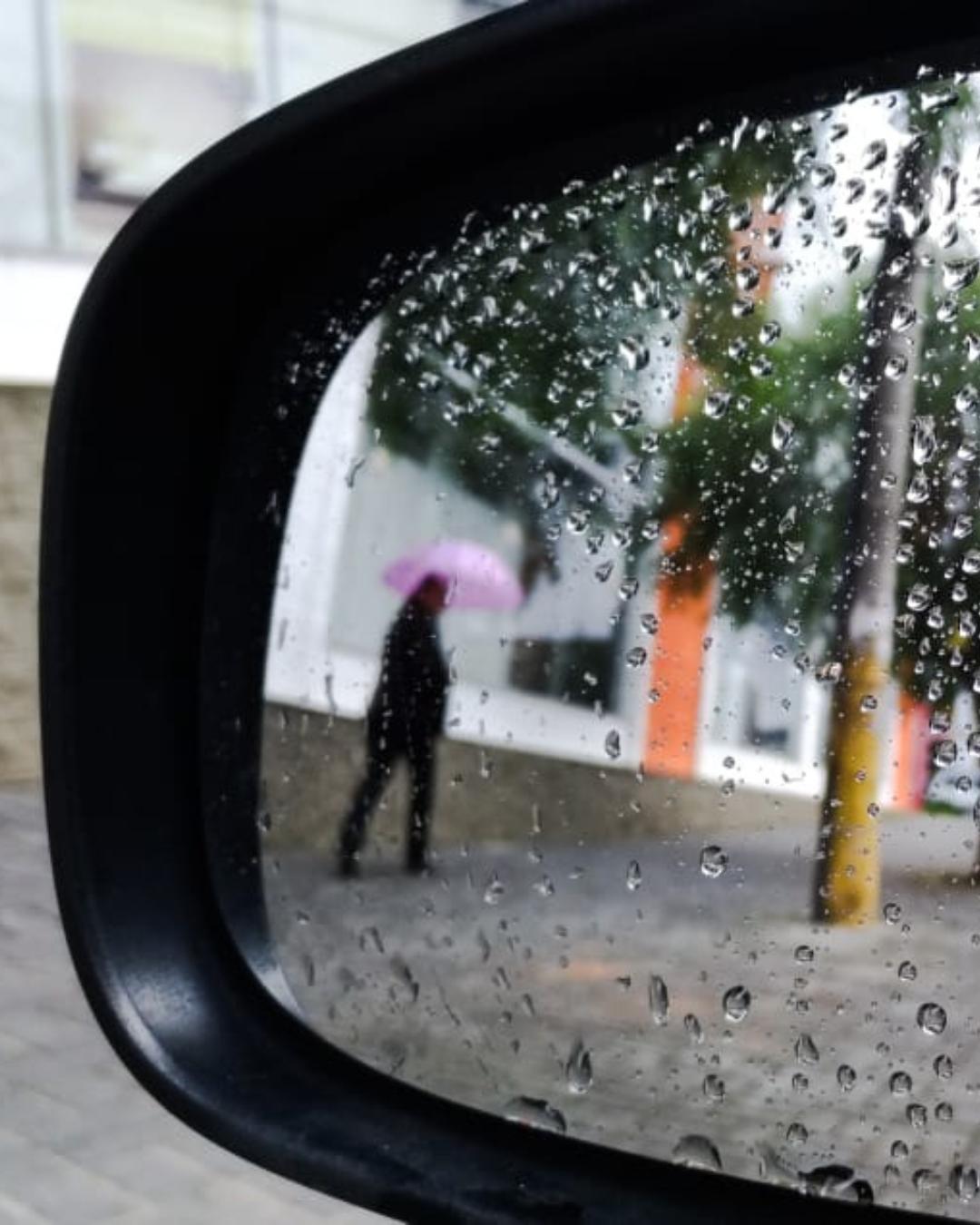 Tempo chuvoso atingirá a cidade até quarta-feira (03)