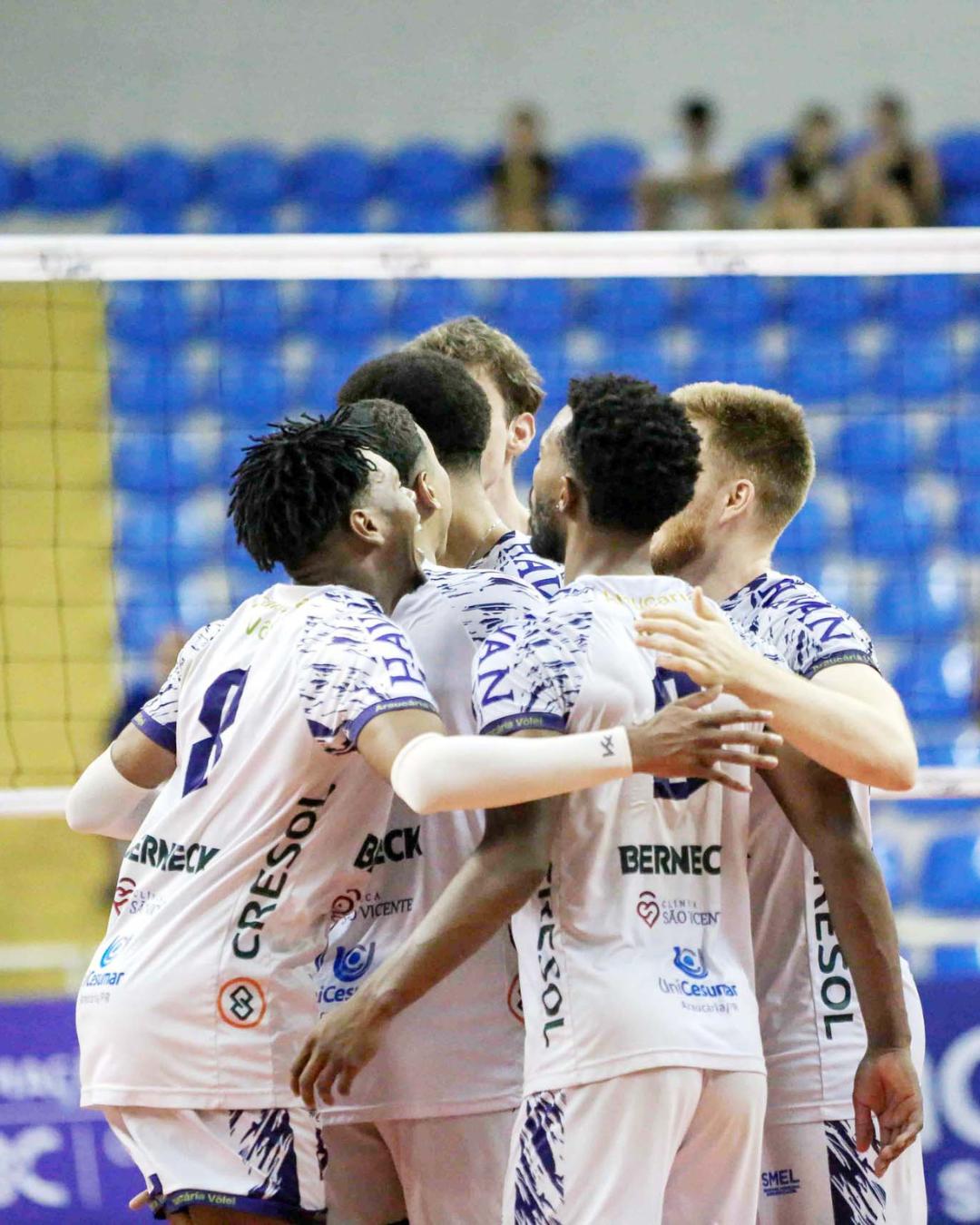 Araucária Vôlei vence o Apan após uma derrota contra o líder