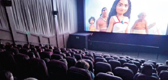 136 anos: Retorno do cinema ajuda a fortalecer a identidade cultural de Araucária