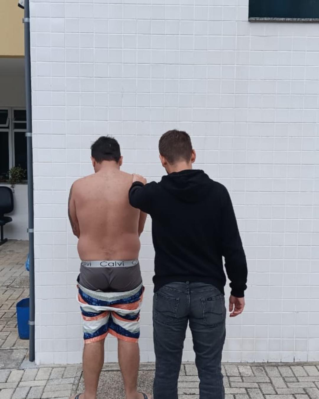 Homem descumpre medida protetiva e é preso pela Delegacia da Mulher no Cachoeira