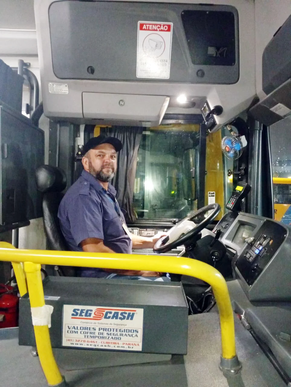 136 anos: No vai e vem dos ônibus, passageiros e motoristas acompanharam a evolução do transporte