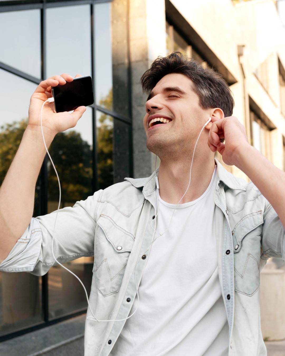 O uso excessivo de fones de ouvido internos pode provocar labirintite?