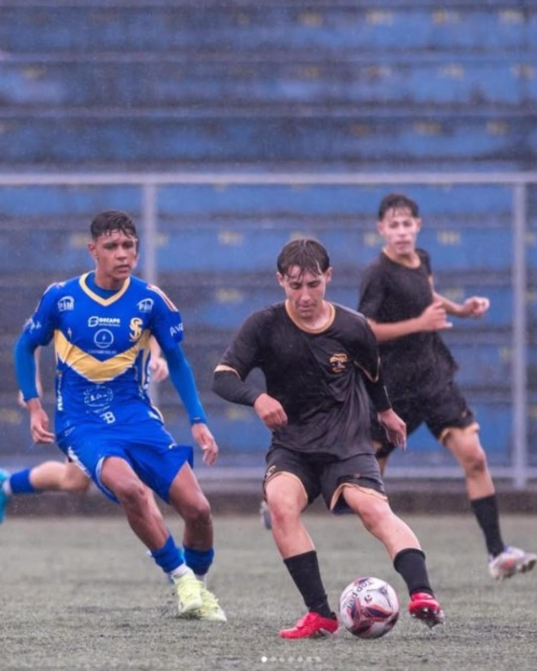 Paranaenses da base: Araucária sub-17 estreia com vitória e sub-15 perde  