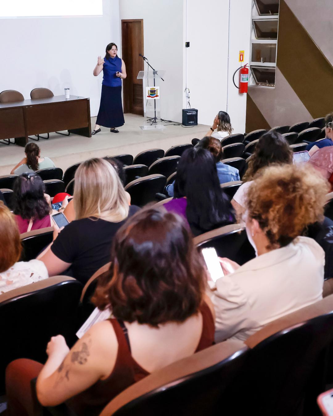 Saúde capacita profissionais para manejo da pré-eclâmpsia e urgências obstétricas