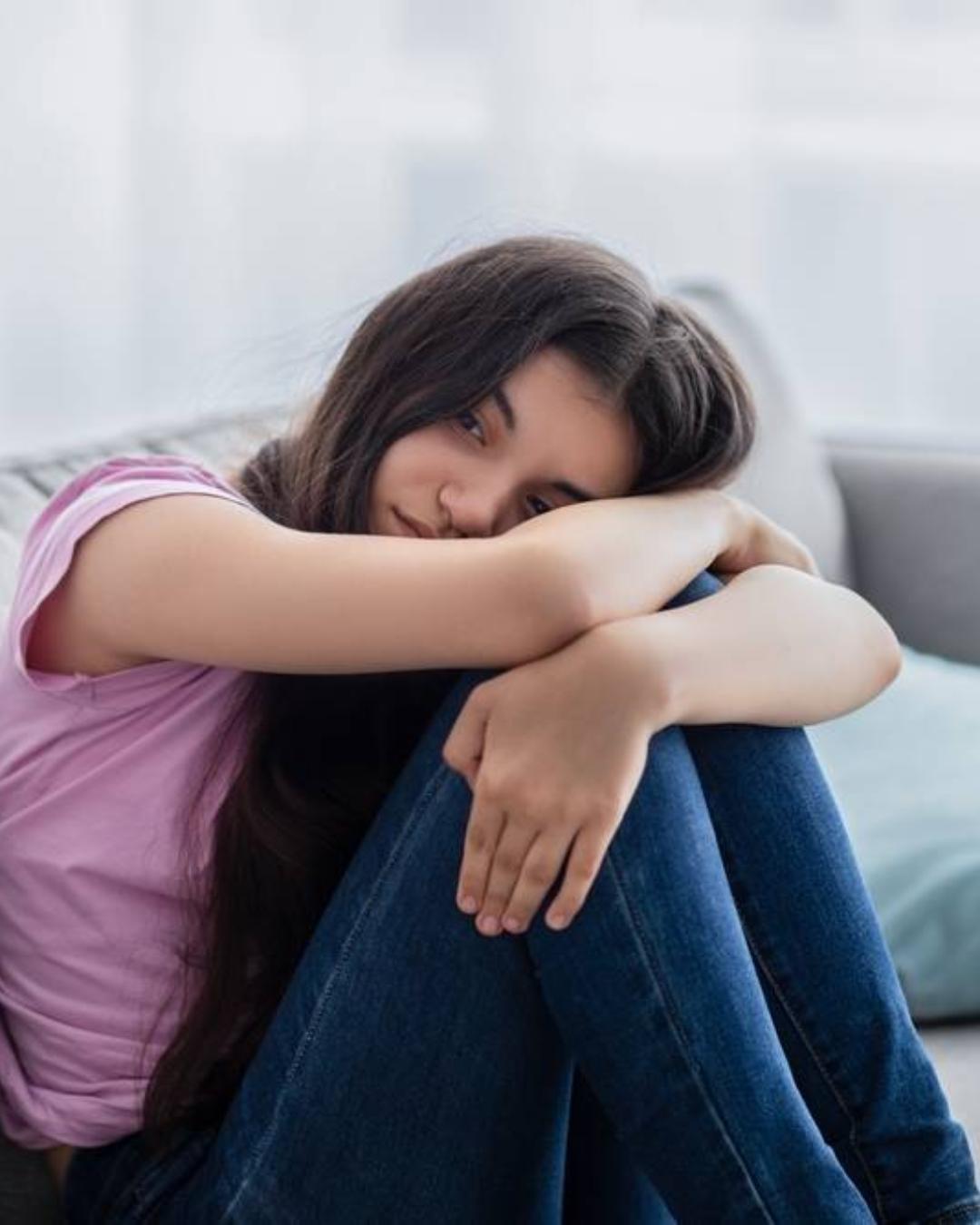 Mães pedem afastamento de professor que estaria cometendo assédio psicológico com alunas