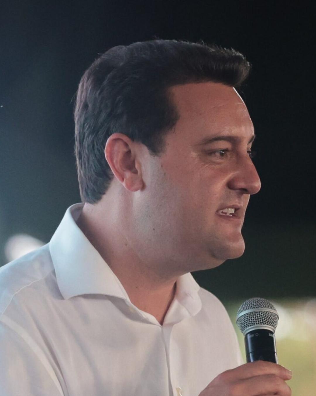 Ratinho Junior bate mais de 88% de aprovação no Paraná