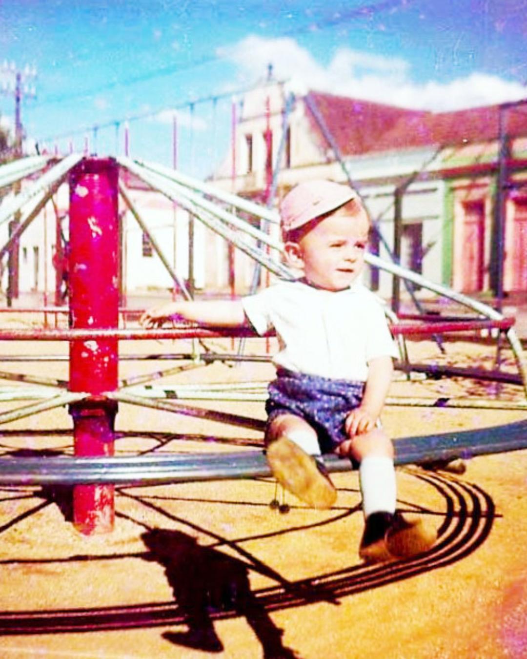 Terezinha Poly: Praça Vicente Machado há 57 anos!