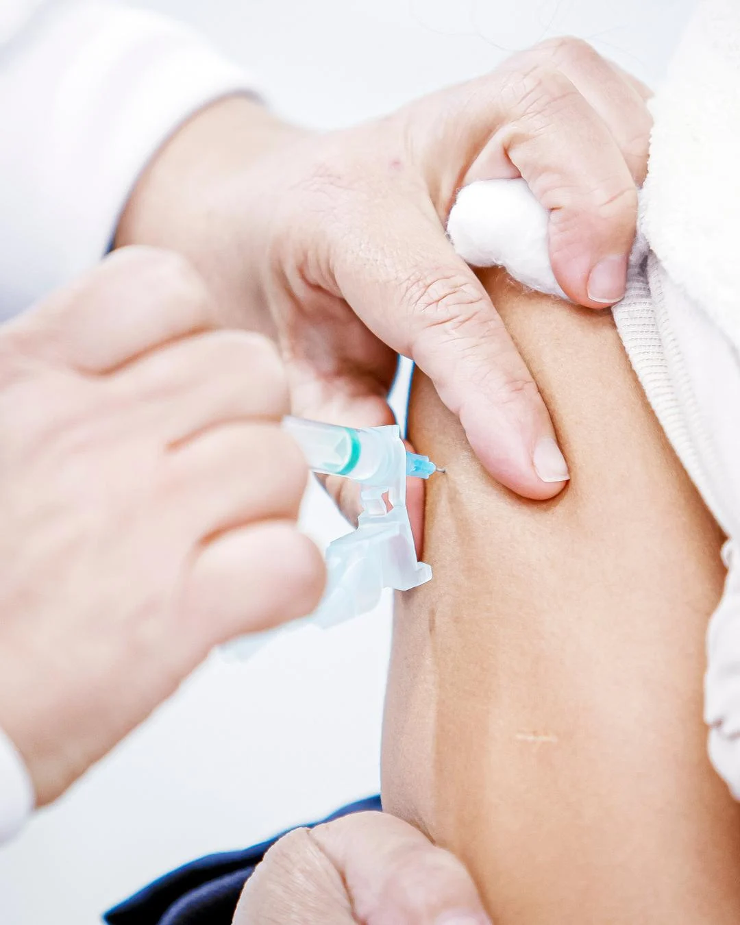 Araucária já aplicou 9.629 doses da vacina Influenza em pessoas dos grupos prioritários