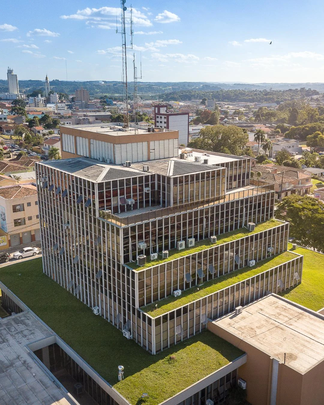 Confira o horário de funcionamento dos serviços públicos no feriado do dia 21 de abril