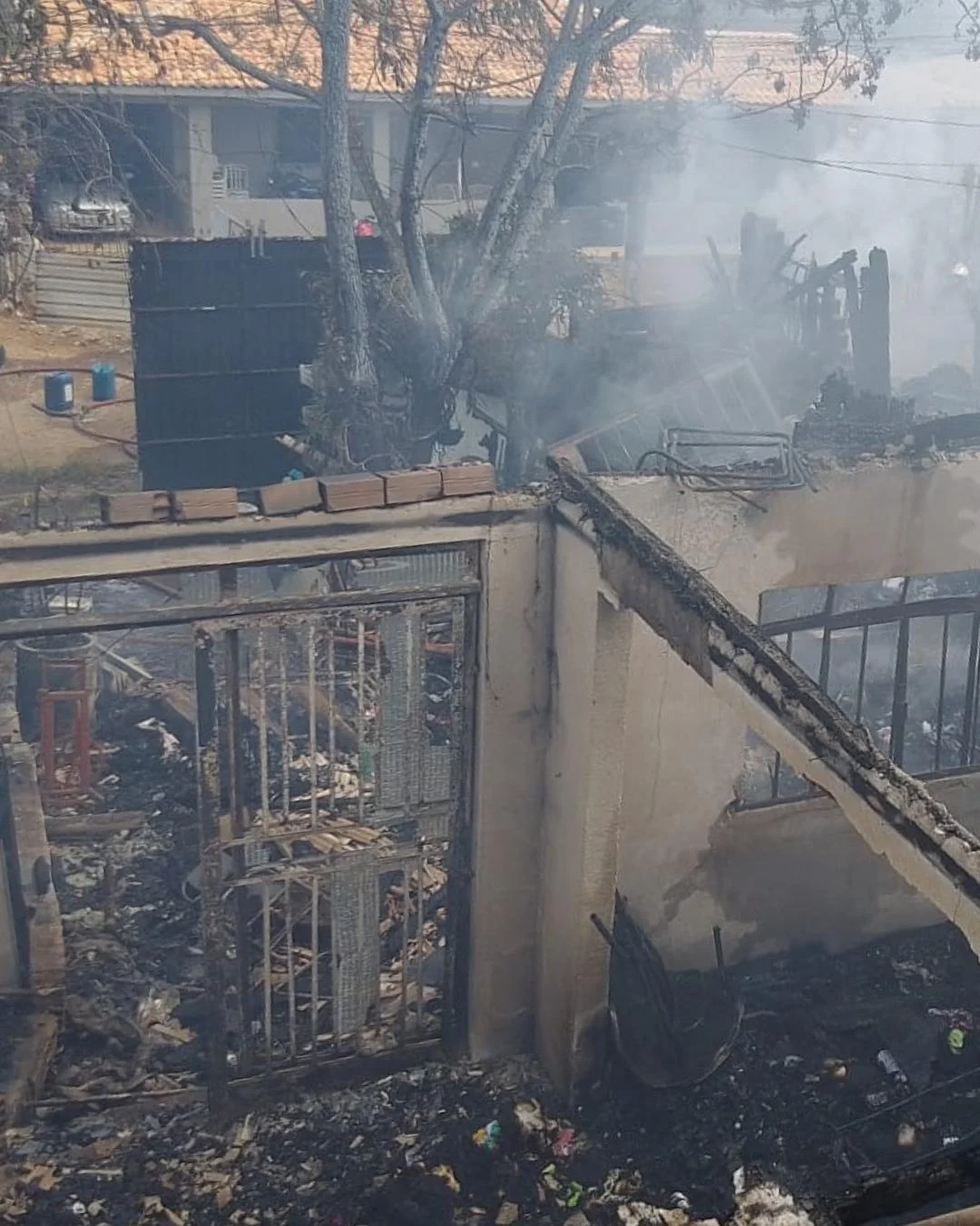 Família do Capela Velha que perdeu tudo em incêndio precisa urgente de doações