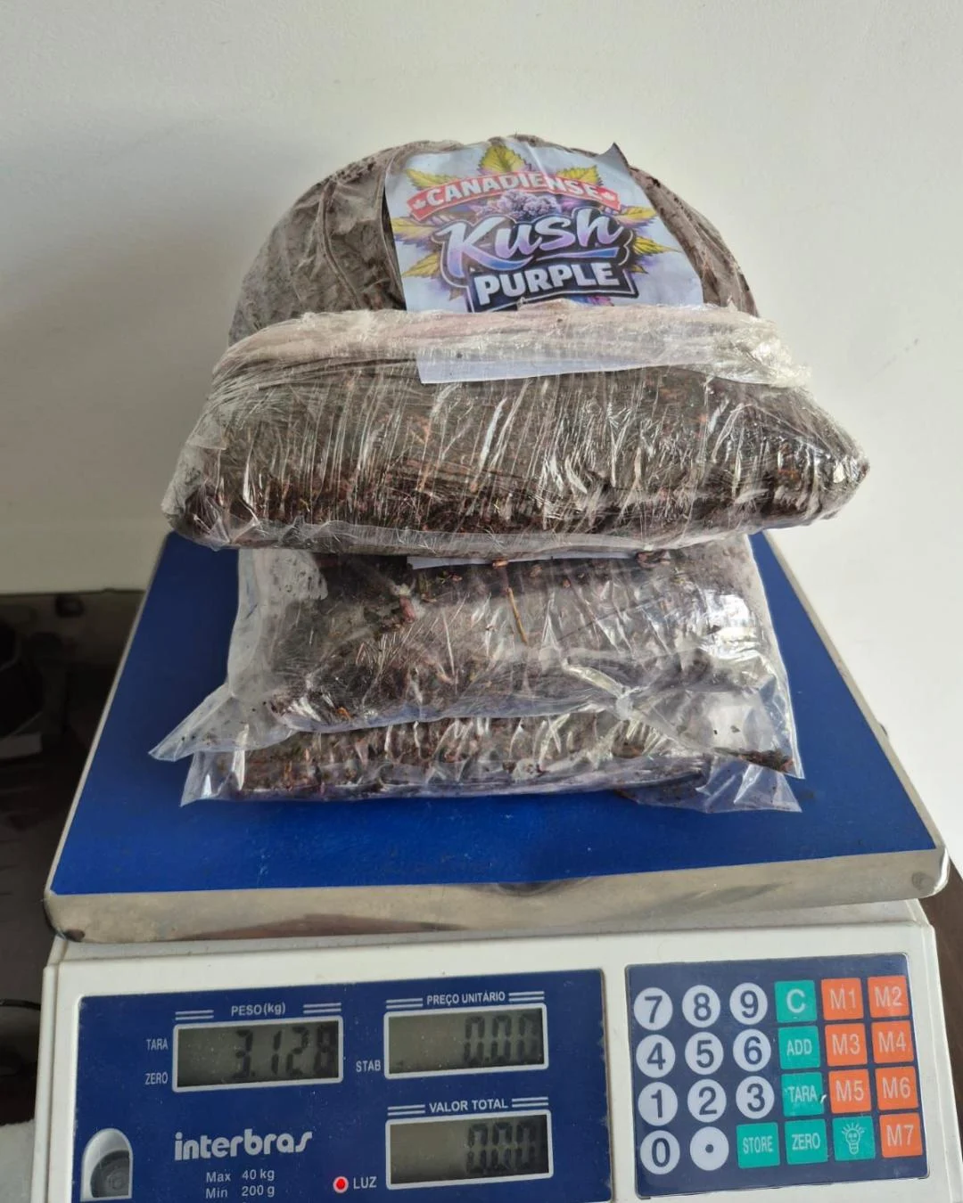 GM apreende 3 KG de maconha que iriam “descê” pro litoral