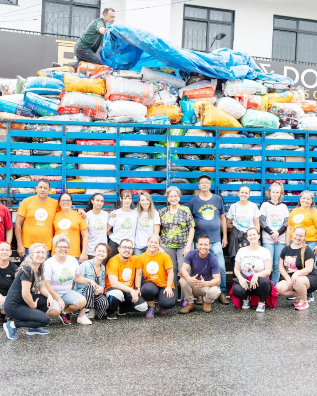 Nova campanha do projeto “Araucária Ecopet Tampinhas” arrecada maisde 3 toneladas