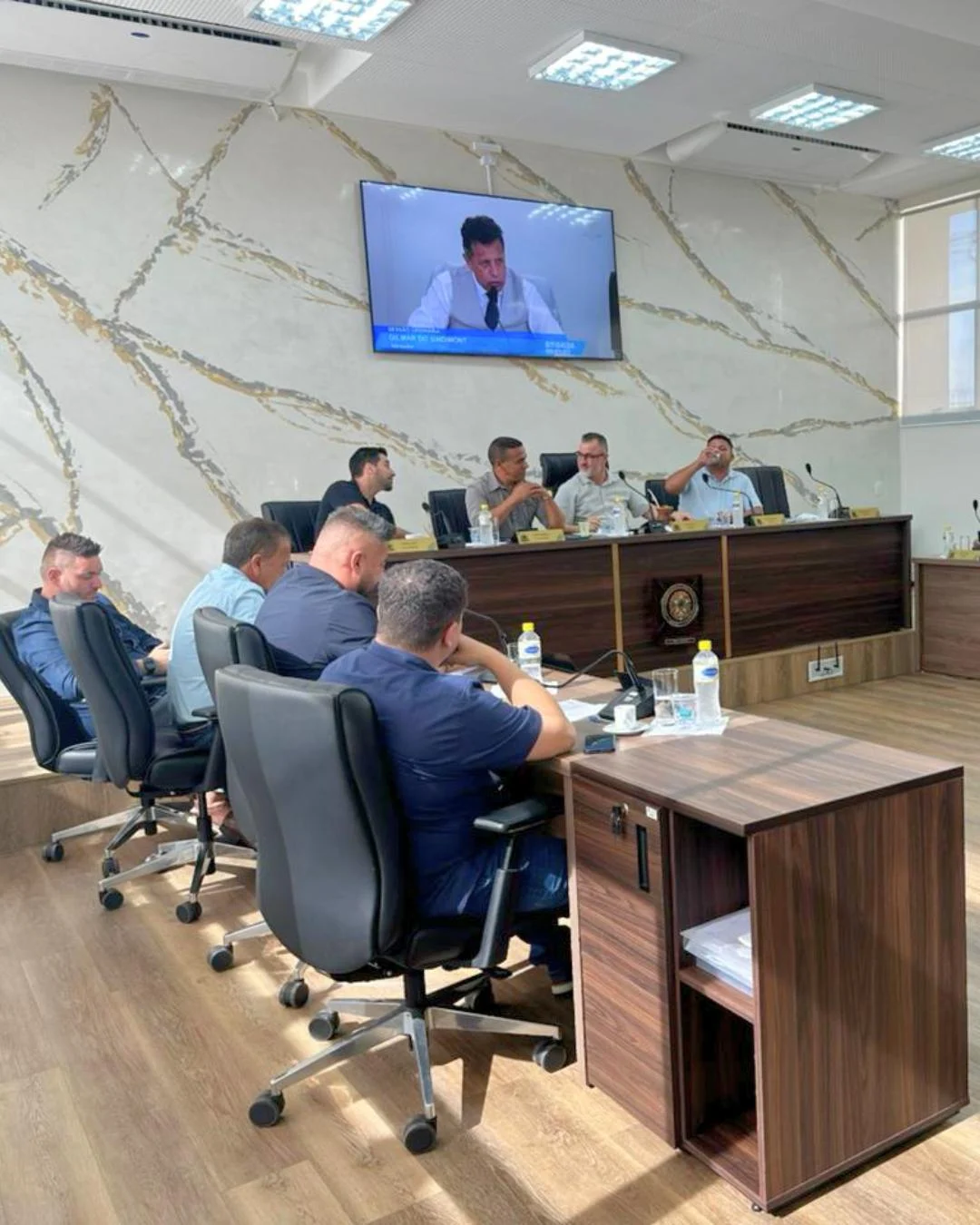 NP: Prefeito cria gratificação para servidores da “ponta do sistema” da Assistência Social