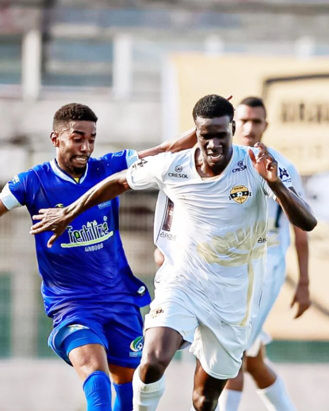 Patriotas vence e complica a vida do Araucária na Segundona Paranaense