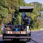 Prefeitura de Araucária conclui novo trecho de recapeamento no Capela Velha