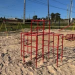 Prefeitura de Araucária reforça manutenção de praças e quadras com equipe própria