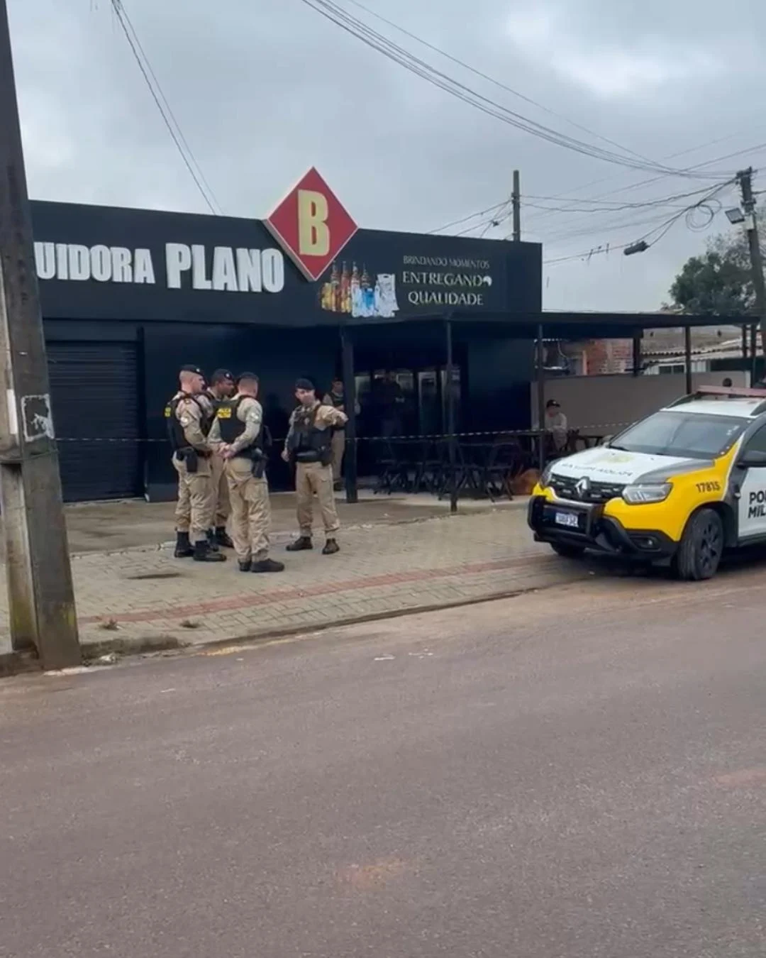 Polícia Civil de Araucária desvenda homicídio em distribuidora do Capela Velha; autor se apresenta