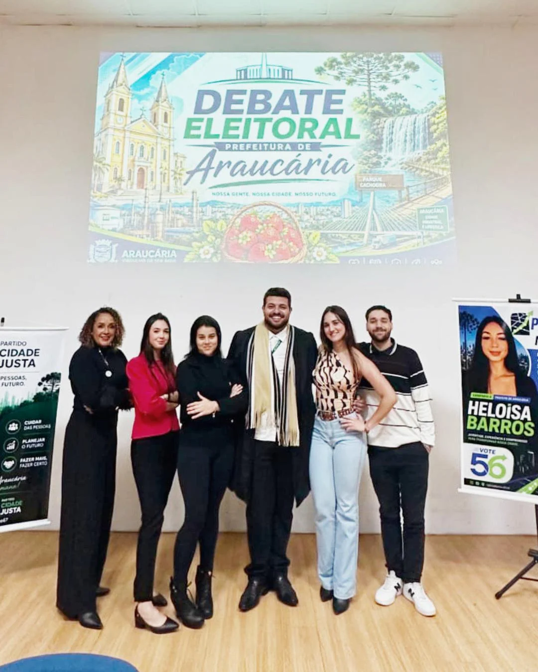 Acadêmicos de Direito da Unifacear participam de debate eleitoral simulado
